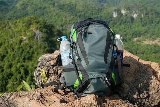 Best Womens Daypack [2021 Updated]: TOP 10 Best Hiking Daypack